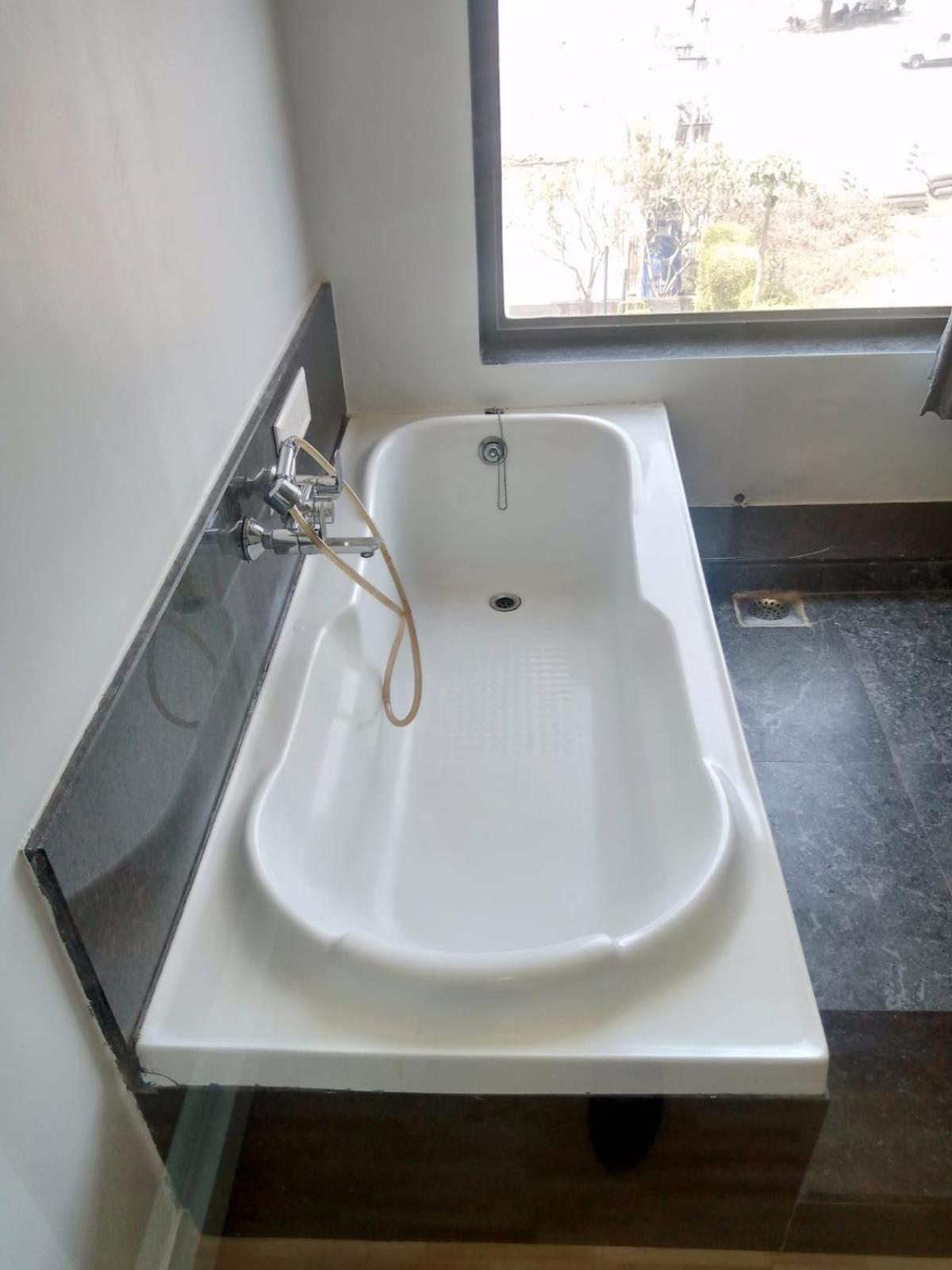 Hotel Shivalik - Mehsana Mahesana Eksteriør billede